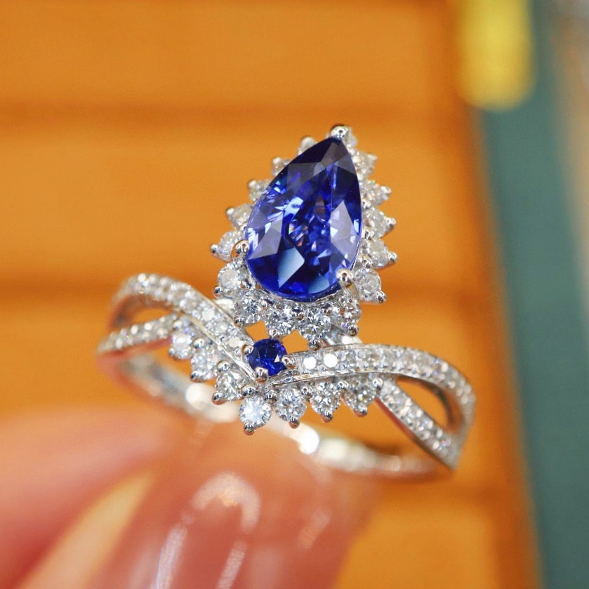 14k Gold 1.66 Ctw Natural Sapphire & Diamond Ring - 2