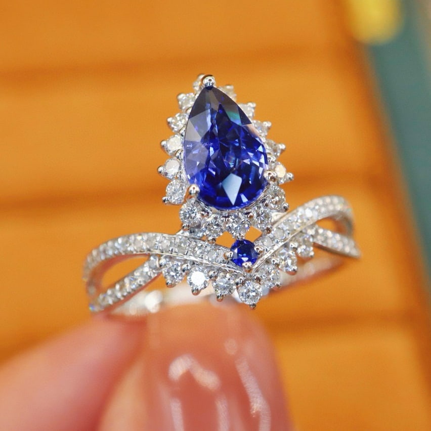 14k Gold 1.66 Ctw Natural Sapphire & Diamond Ring - 3