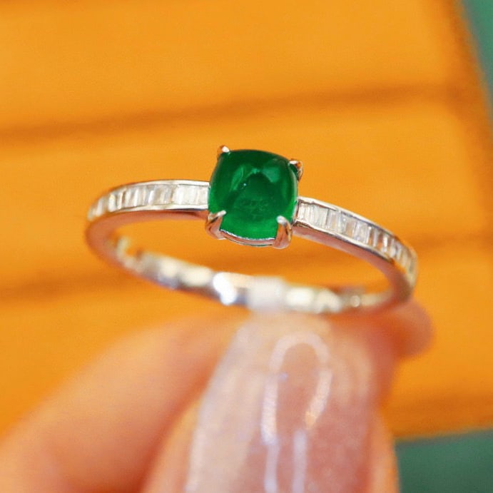14k Gold 0.75 Ctw Vivid Green Natural Emerald & Diamond Ring - 3