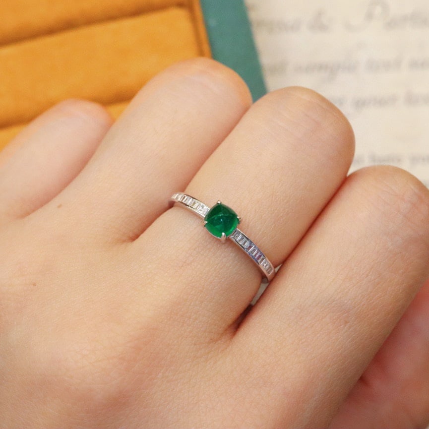 14k Gold 0.75 Ctw Vivid Green Natural Emerald & Diamond Ring - 6