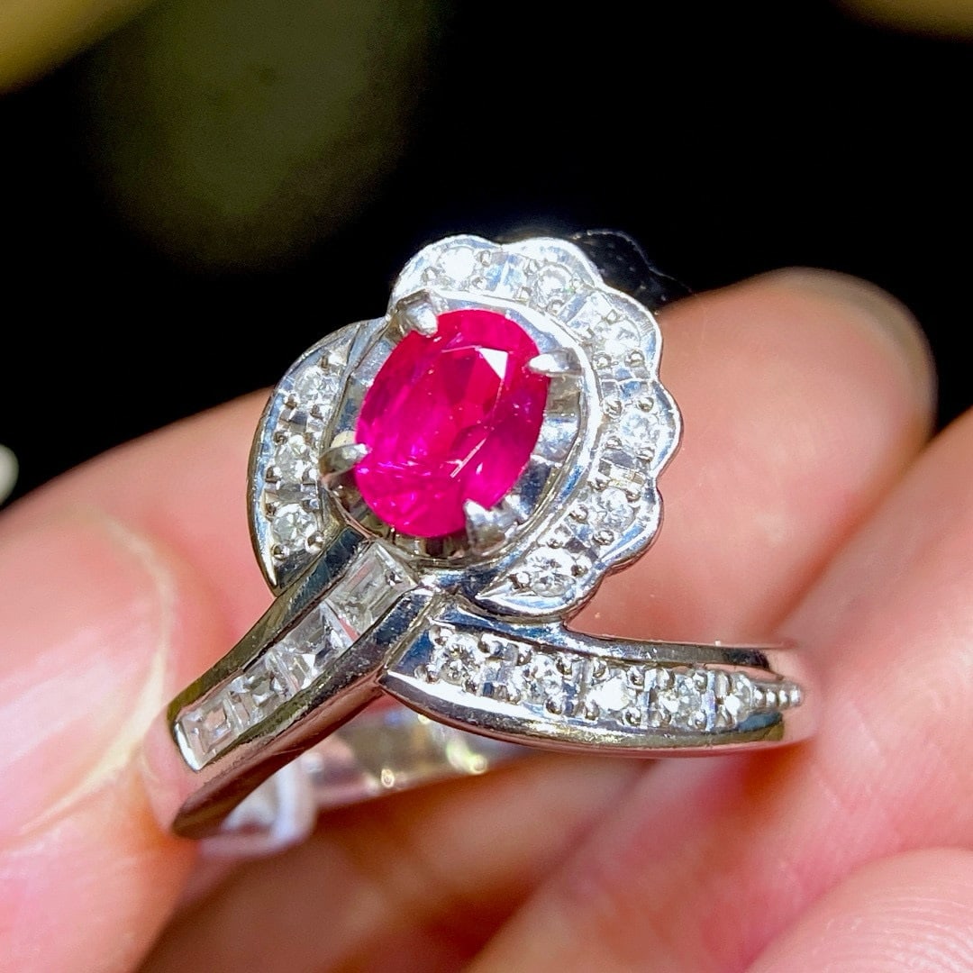14k Gold 1.50 Ctw Natural Ruby & Diamond Ring - 2