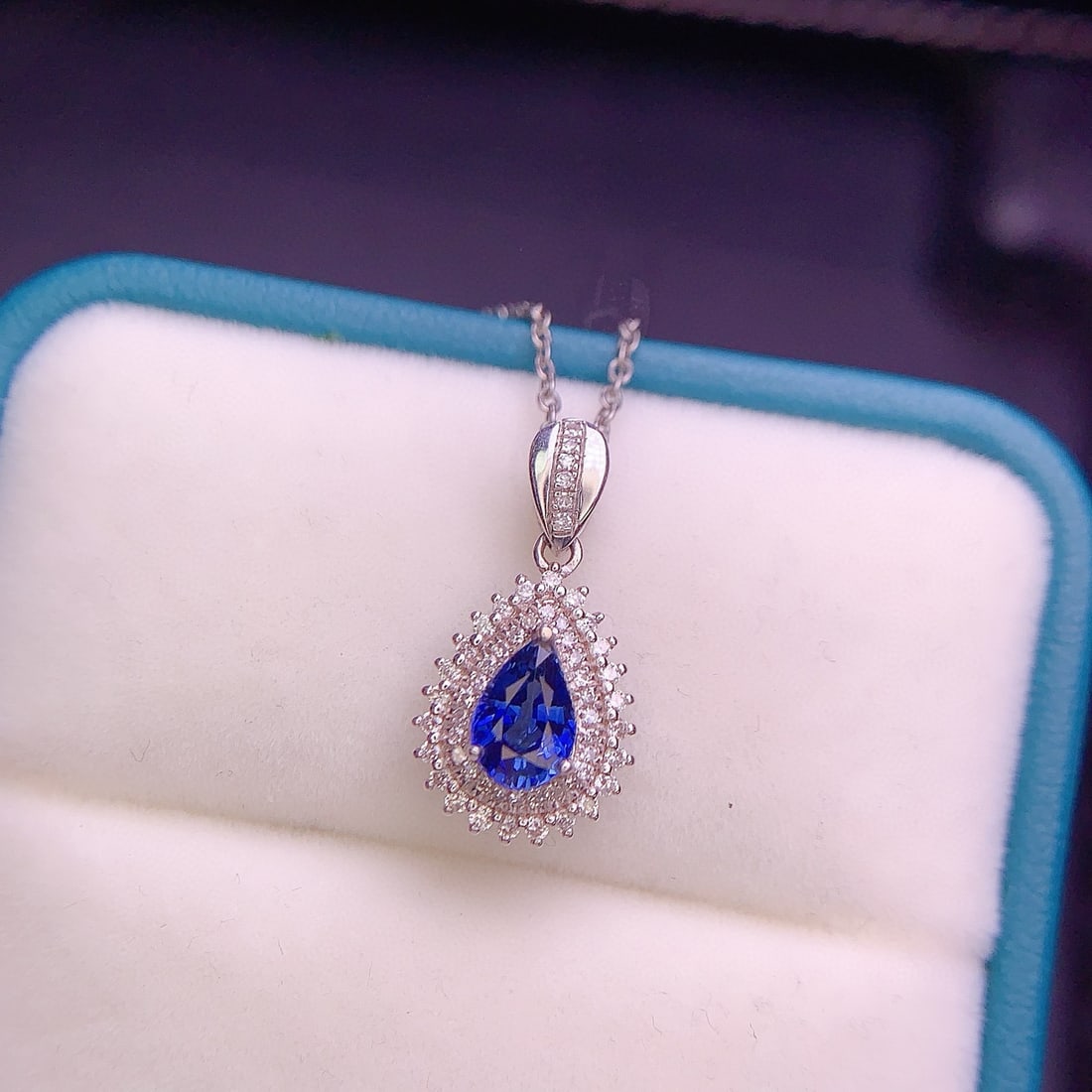 14k Gold 0.63 Ct Natural Sapphire & Diamond Pendant( Without Chain ): Ref:230968386 // gold content:14k gold // main gemstone:sapphire // shape:pear // carat weight:0. 63ct // color:royal blue // treatment:natural // // adjacent gemstone 2 : diamond // shape:round // cl