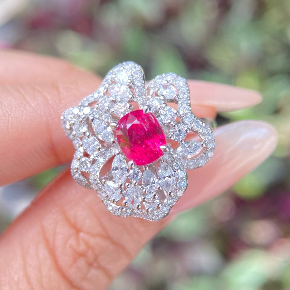 14k Gold 2.62 Ctw Natural Spinel & Diamond Ring: Ref:230968368 // gold content:14k gold // ring size:7. 25us // // main gemstone:spinel // shape:cushion // carat weight:1. 40ct // color:pink // treatment:natural // // adjacent gemstone 2 : diamond