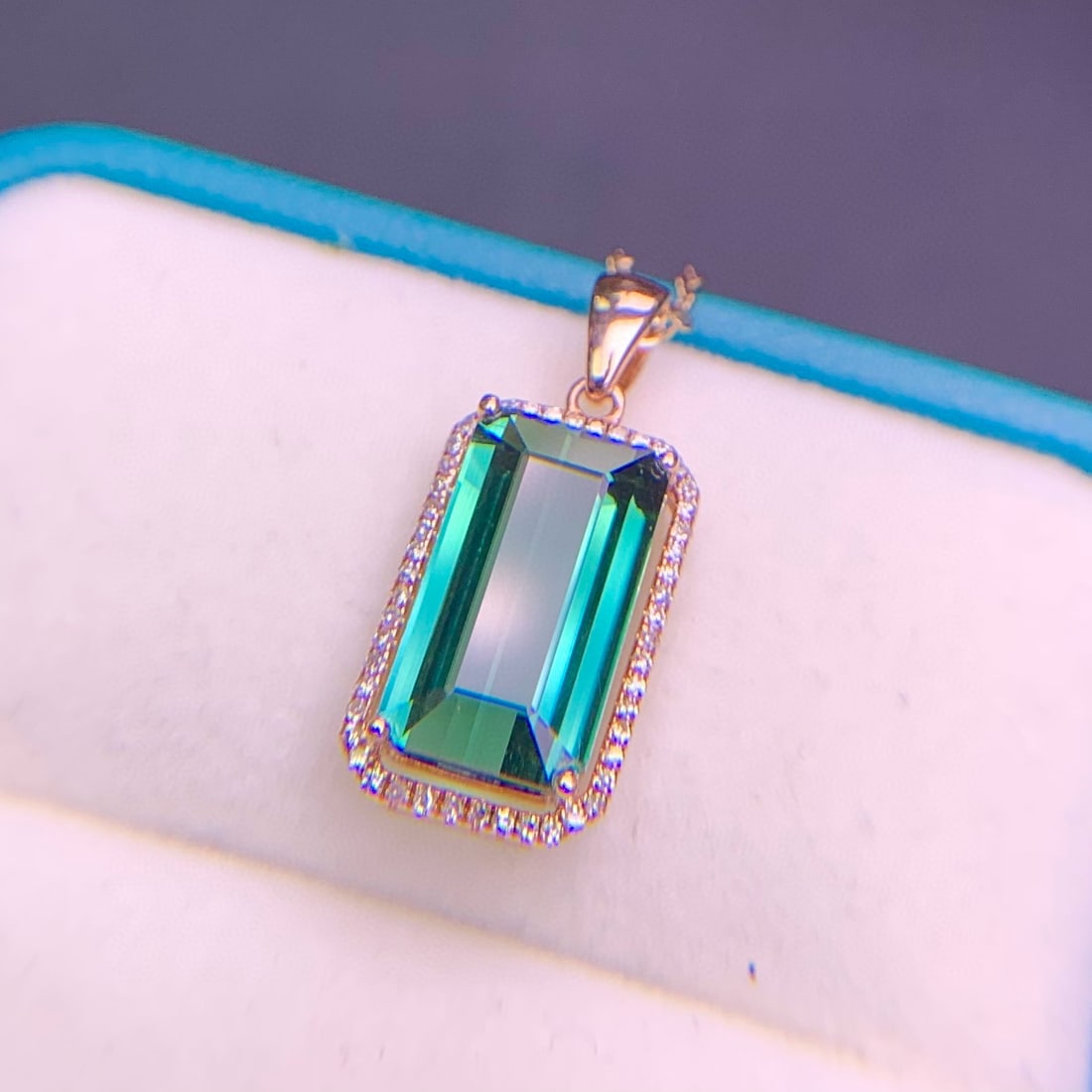 14k Gold 3.3 Ct Natural Tourmaline & Diamond Pendant( Without Chain ) - 2