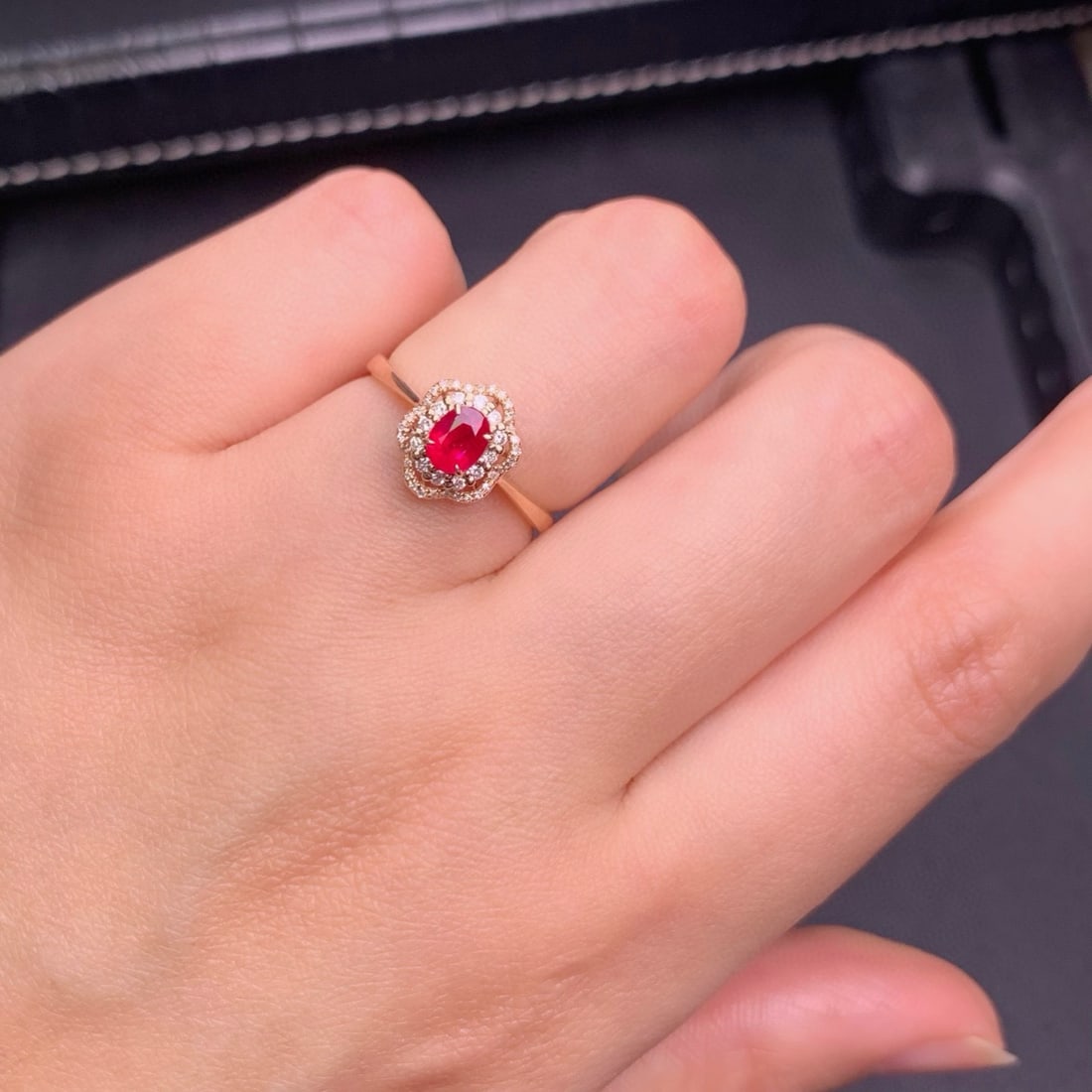 14k Gold 0.6 Ct Natural Ruby & Diamond Ring - 8
