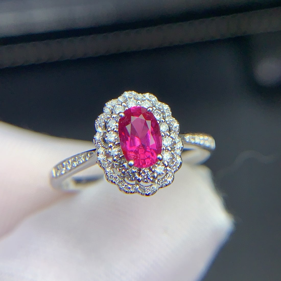 14k Gold 0.74 Ct Natural Ruby & Diamond Ring - 9