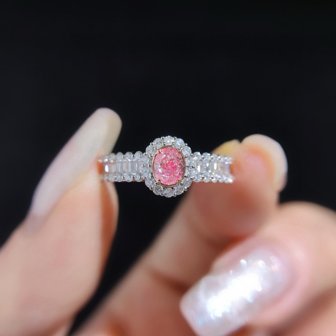 14k Gold 0.74 Ctw Natural Pink Diamond & Diamond Ring: Ref:230968416 // gold content:14k gold // ring size:7. 25us // // main gemstone:pink diamond // shape:oval // carat weight:0. 31ct // color:pink // treatment:natural // // adjacent gemstone 2 :