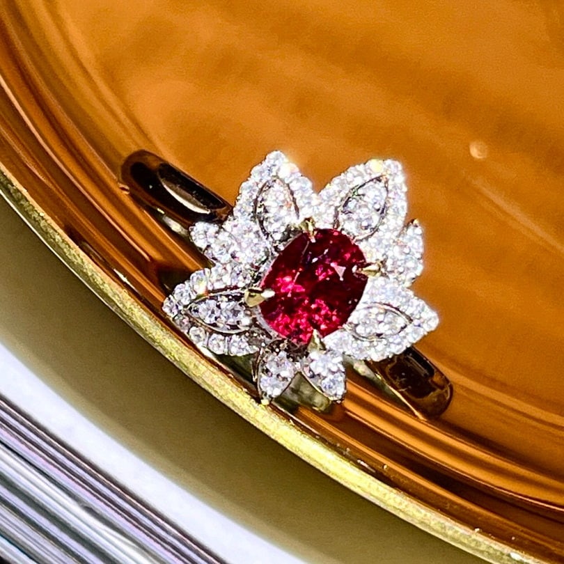 14k Gold 0.88 Ctw Natural Ruby & Diamond Ring - 2