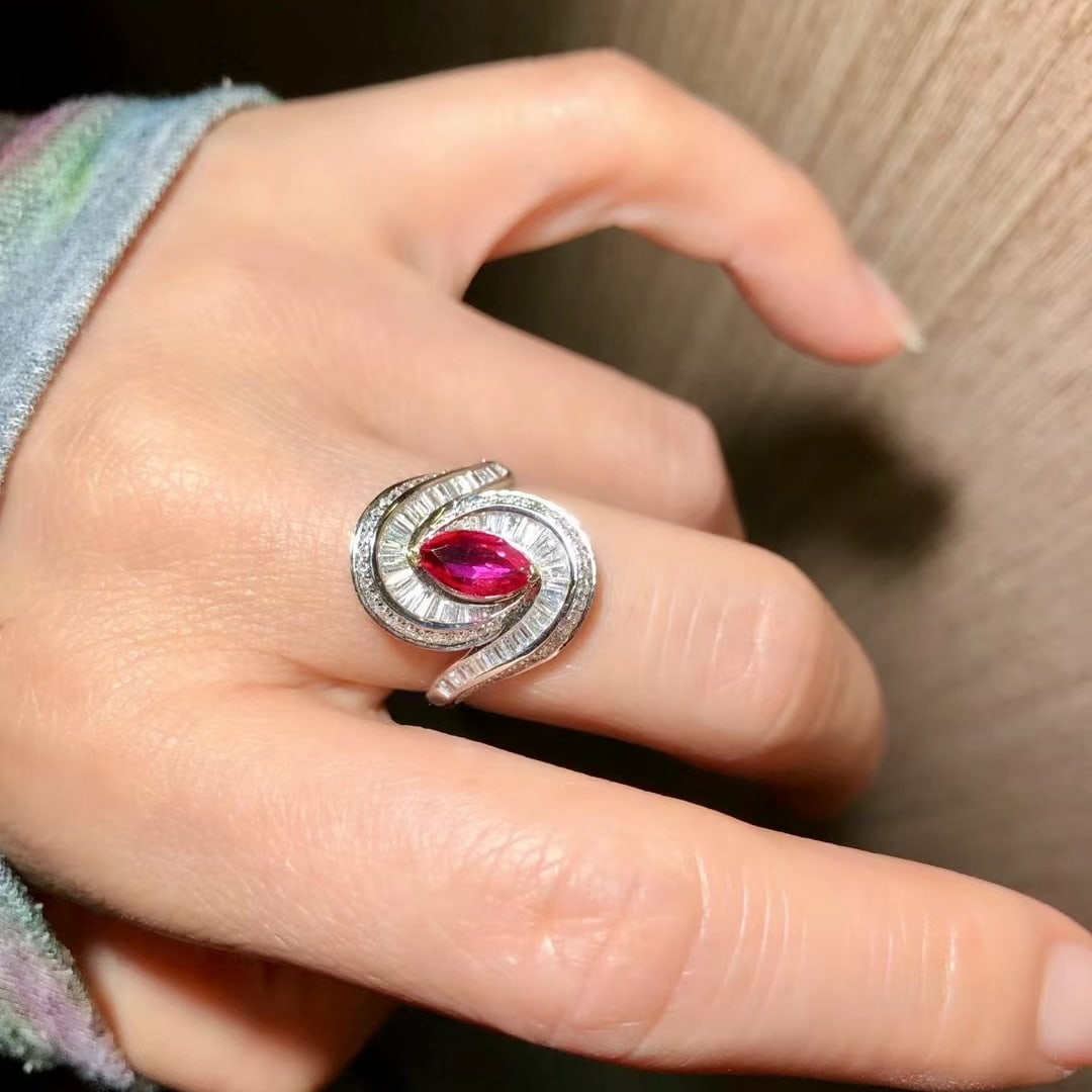 14k Gold 1.36 Ctw Natural Ruby & Diamond Ring - 2