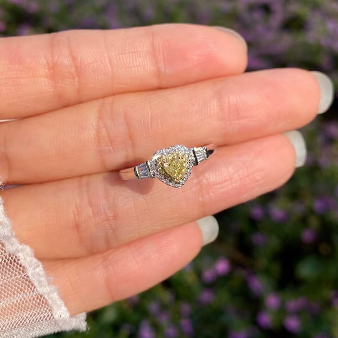 14k Gold 0.37 Ctw Natural Yellow Diamond & Diamond Ring: Ref:230968433 // gold content:14k gold // ring size:7. 25us // // main gemstone:yellow diamond // shape:heart // carat weight:0. 17ct // color:yellow // treatment:natural // // adjacent gemstone 2 :