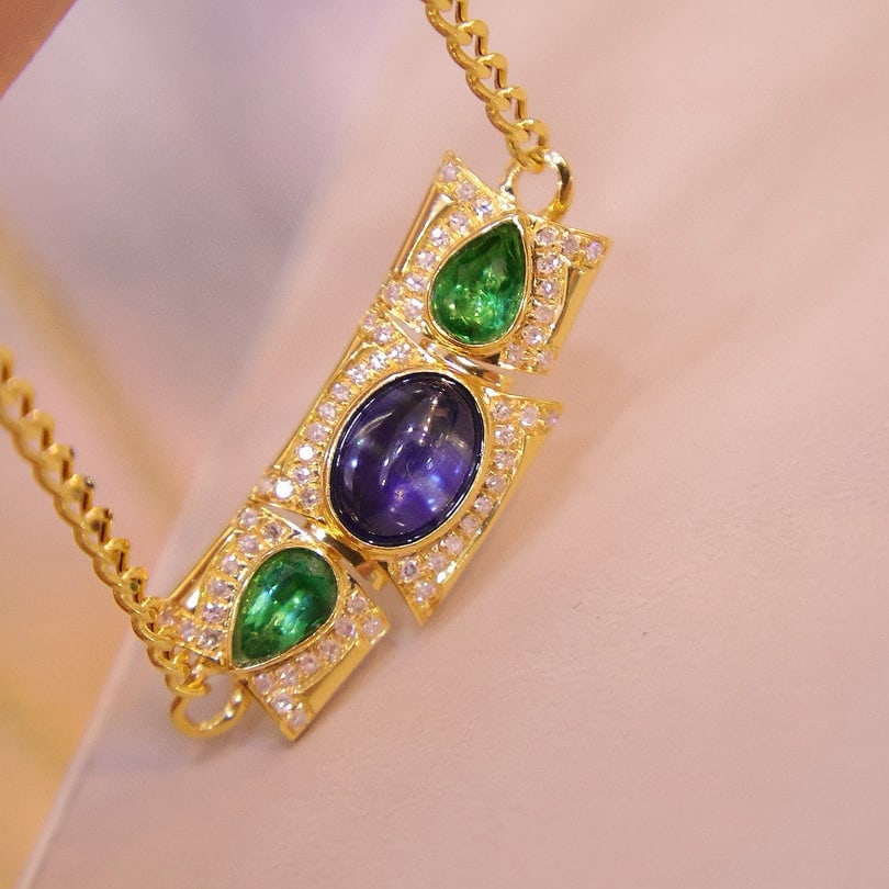 14k Gold 1.5 Ctw Natural Sapphire & Emerald Necklace - 3