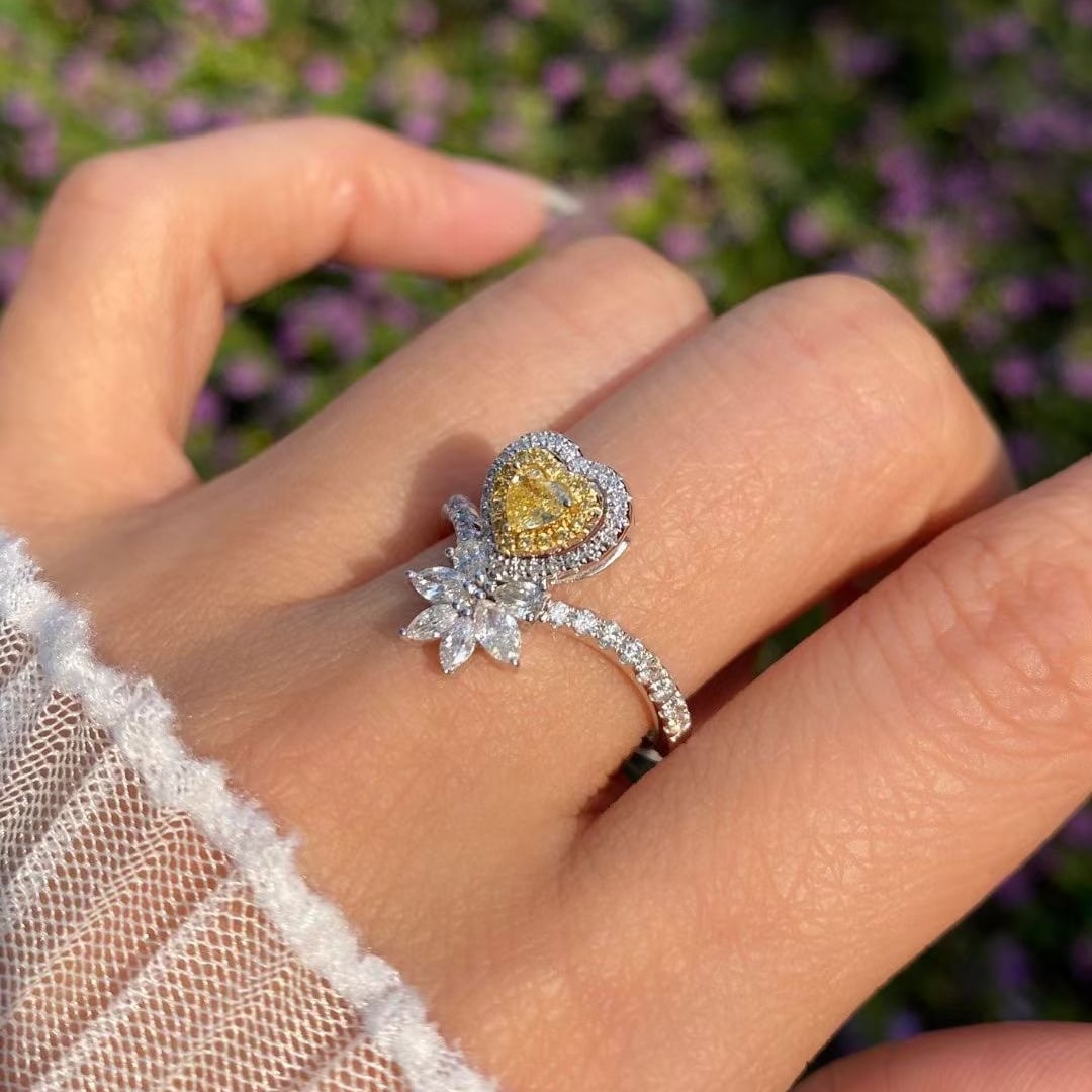 14k Gold 0.86 Ctw Natural Yellow Diamond & Diamond Ring - 3