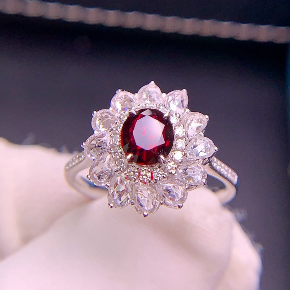 14k Gold 0.91 Ct Natural Ruby & Diamond & Sapphire Ring - 4