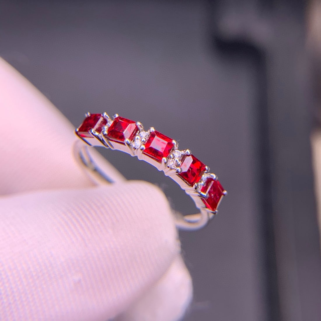 14k Gold 1.28 Ct Natural Ruby & Diamond Ring - 3
