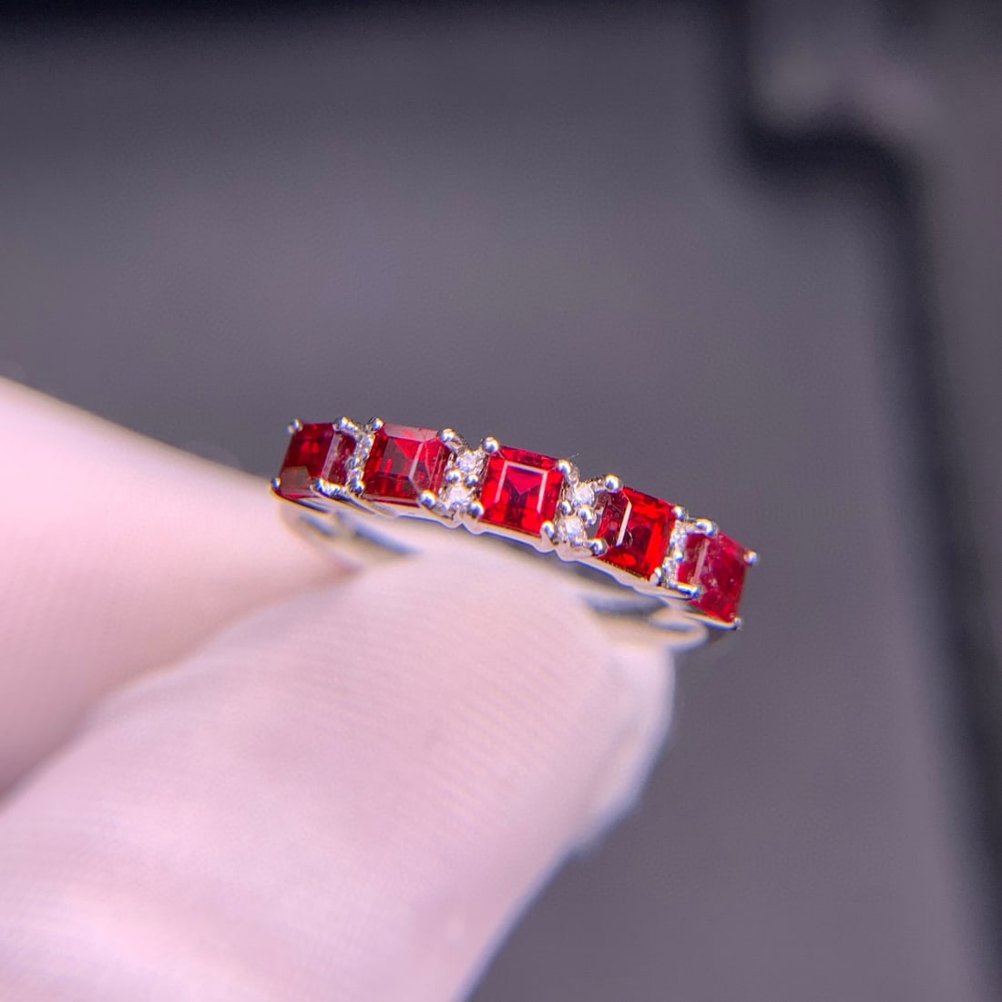 14k Gold 1.28 Ct Natural Ruby & Diamond Ring - 8