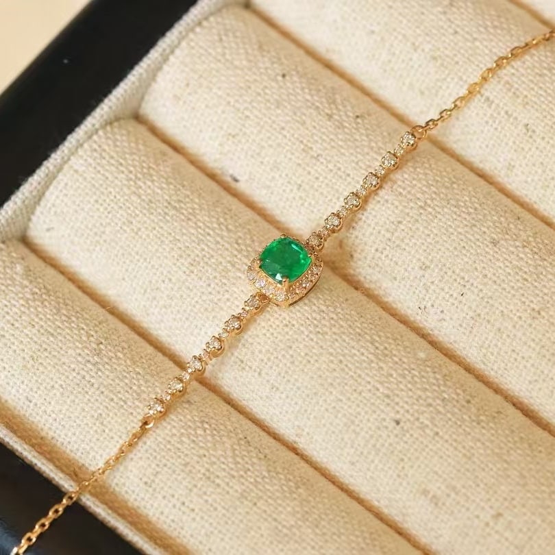 14k Gold 0.71 Ctw Vivid Green Natural Emerald & Diamond Bracelet - 5