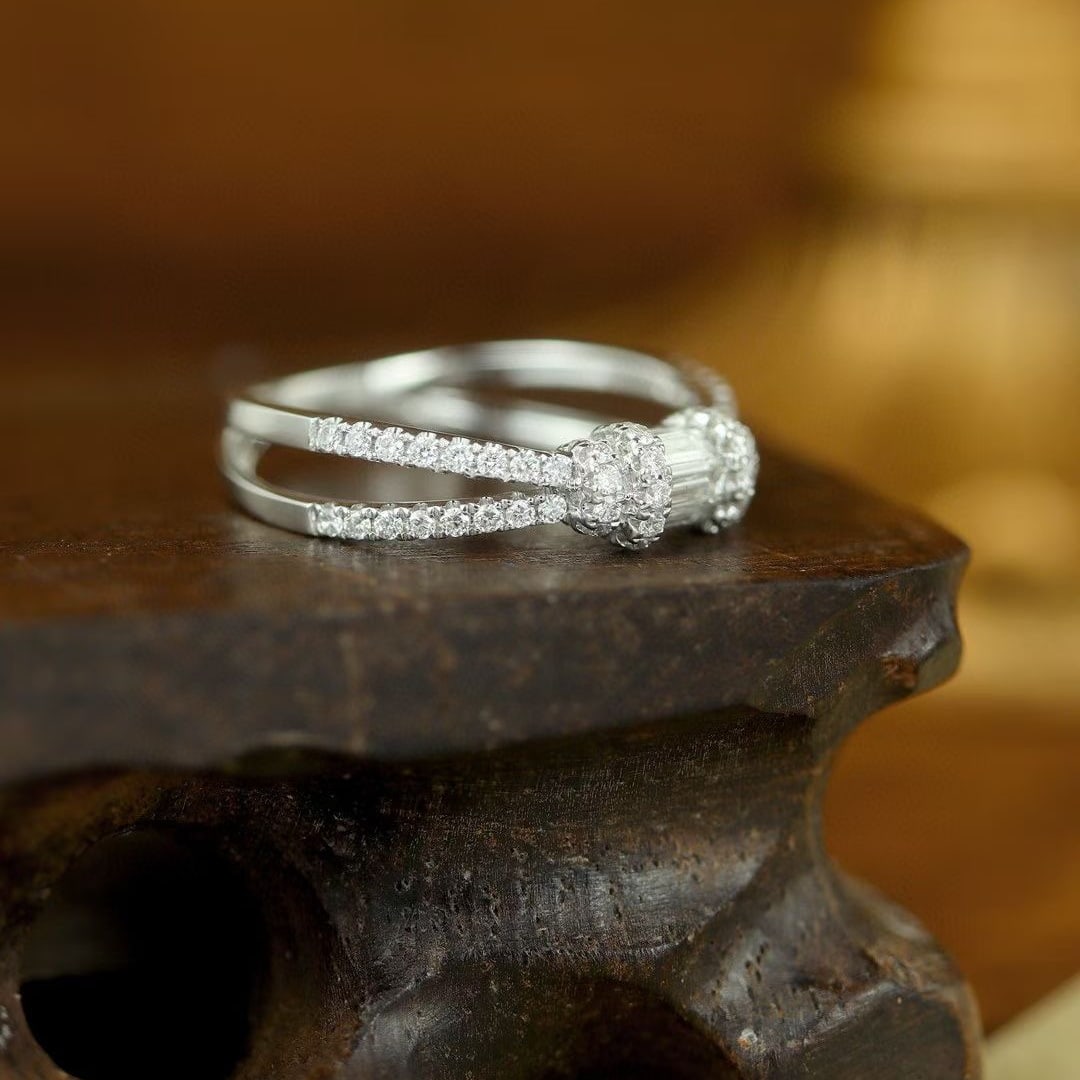14k Gold 0.60 Ct Natural H Diamond Ring - 4