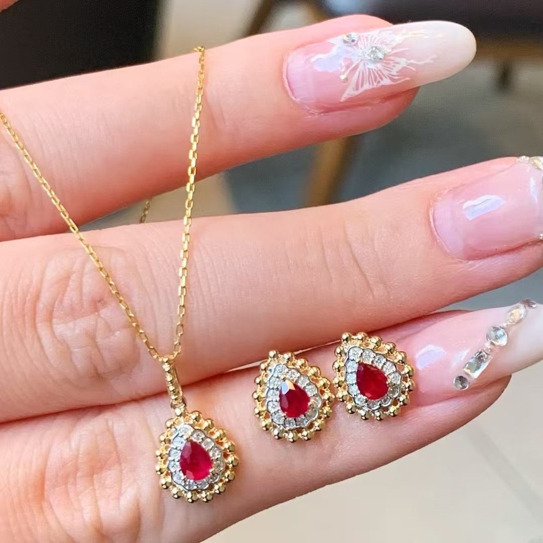 14k Gold 0.84 Ctw Natural Ruby & Diamond Jewelry Set - 3