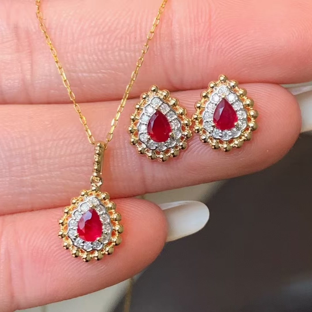 14k Gold 0.84 Ctw Natural Ruby & Diamond Jewelry Set - 4