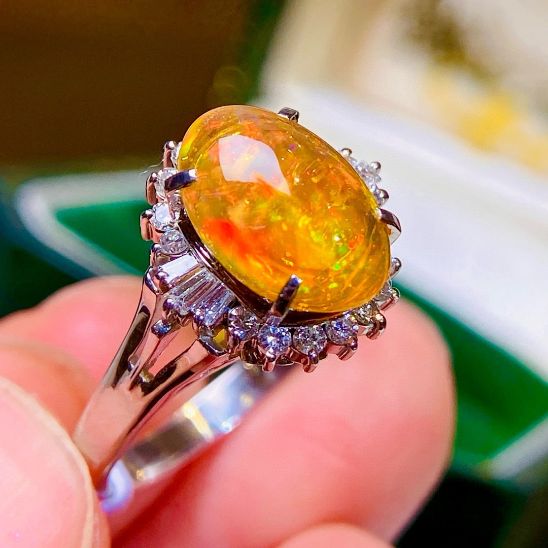 14k Gold 2.02 Ctw Natural Opal & Diamond Ring - 4