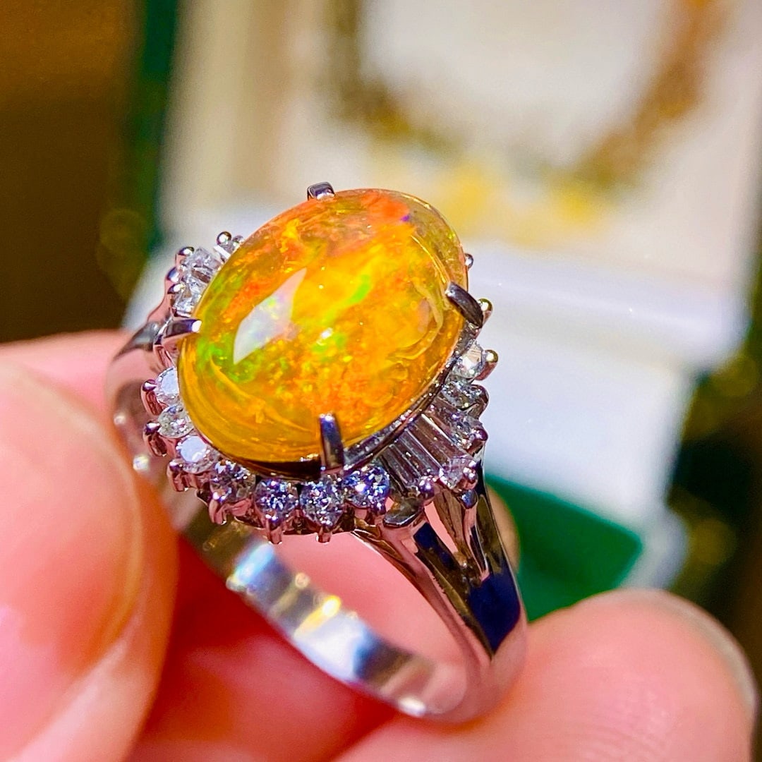 14k Gold 2.02 Ctw Natural Opal & Diamond Ring - 6