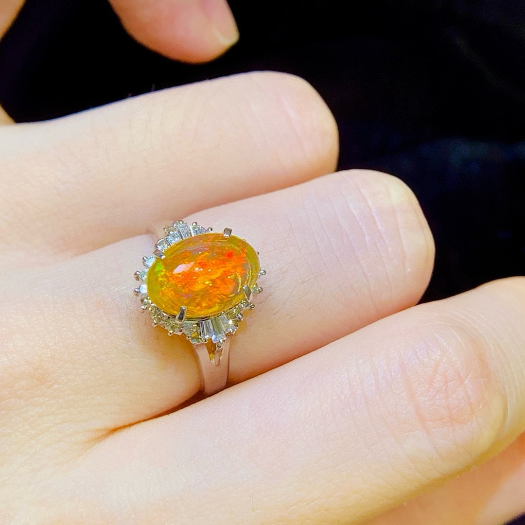14k Gold 2.02 Ctw Natural Opal & Diamond Ring - 8