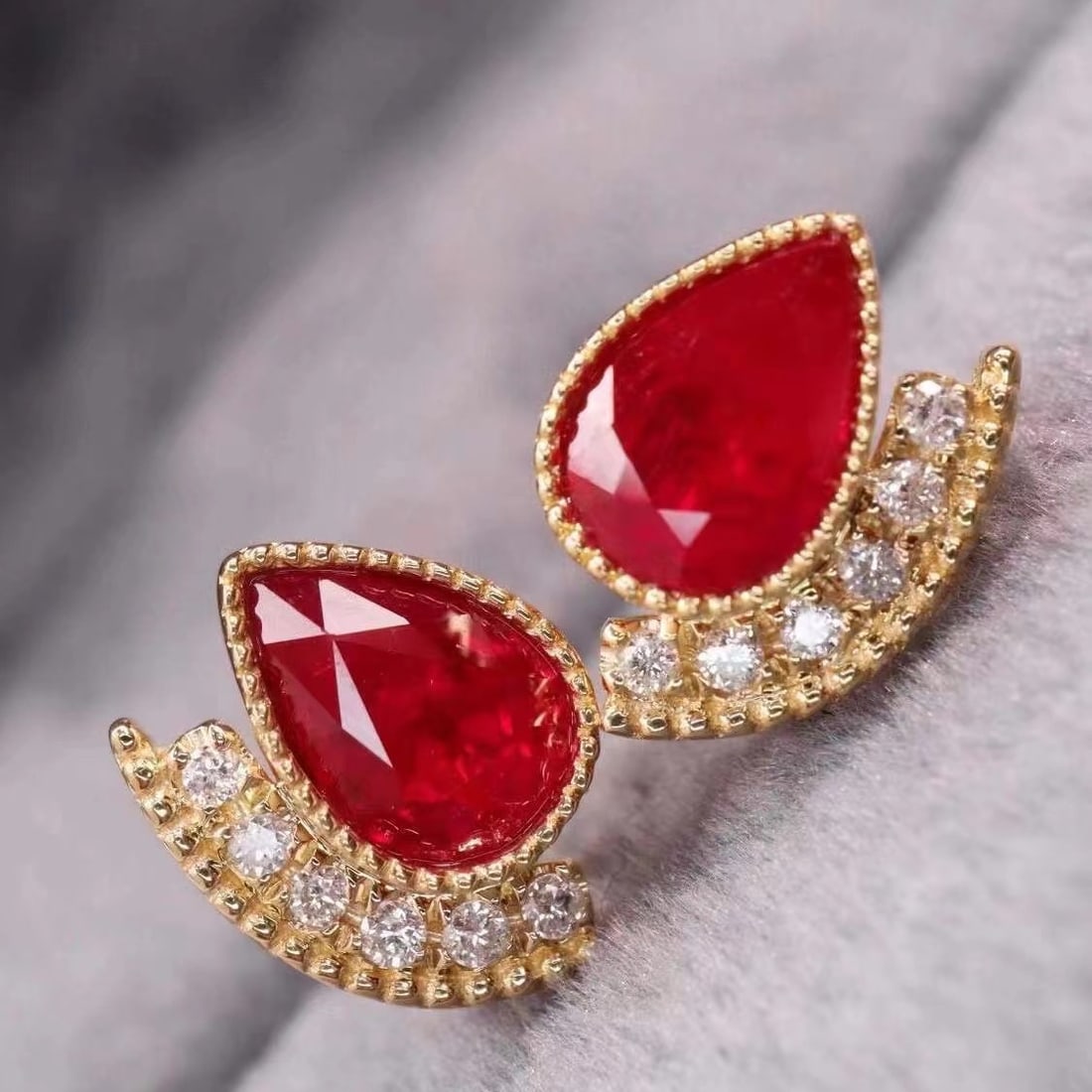 14k Gold 1.16 Ct Natural Ruby & Diamond Earrings - 4