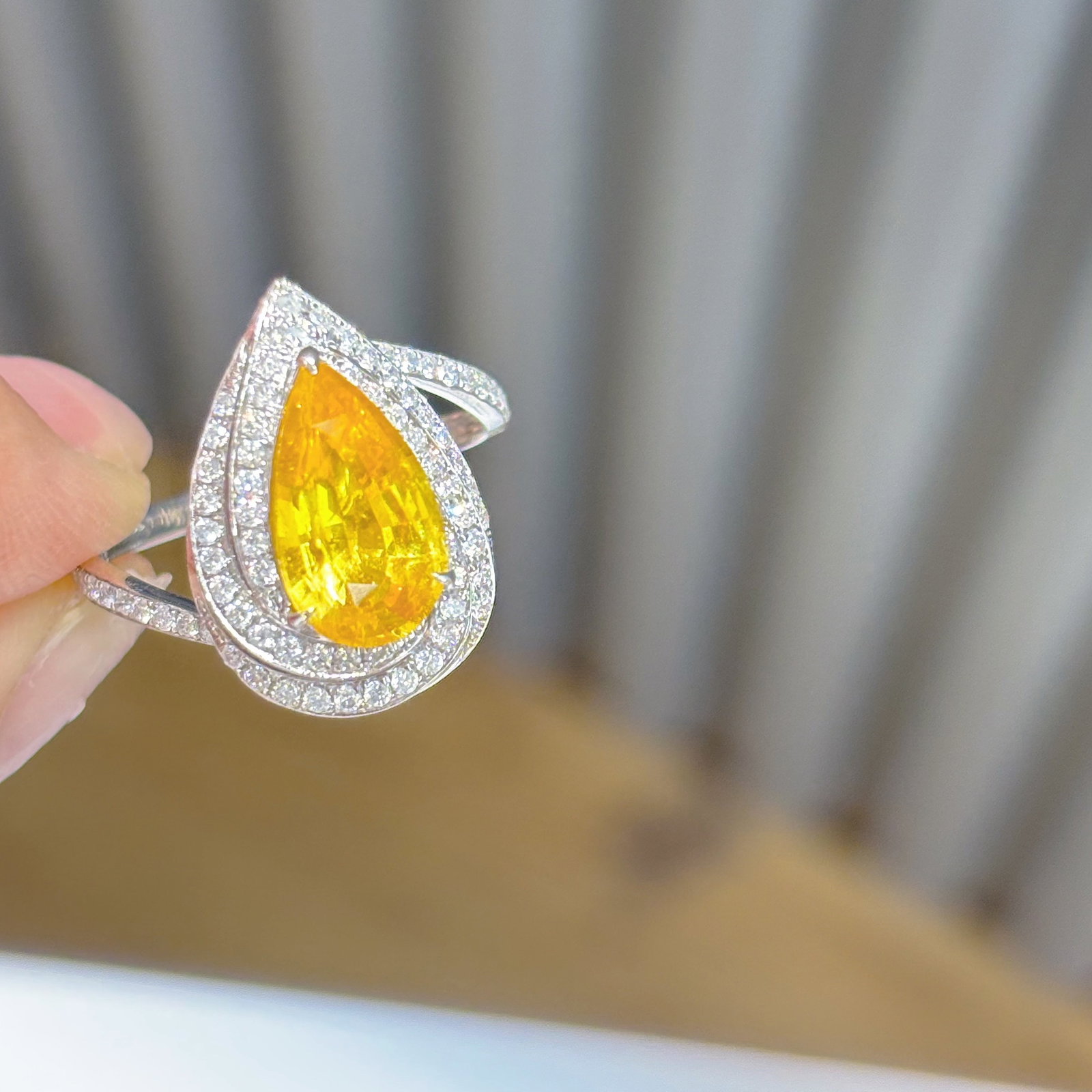14k Gold 2.55 Ct Natural Sapphire & Diamond Ring - 2
