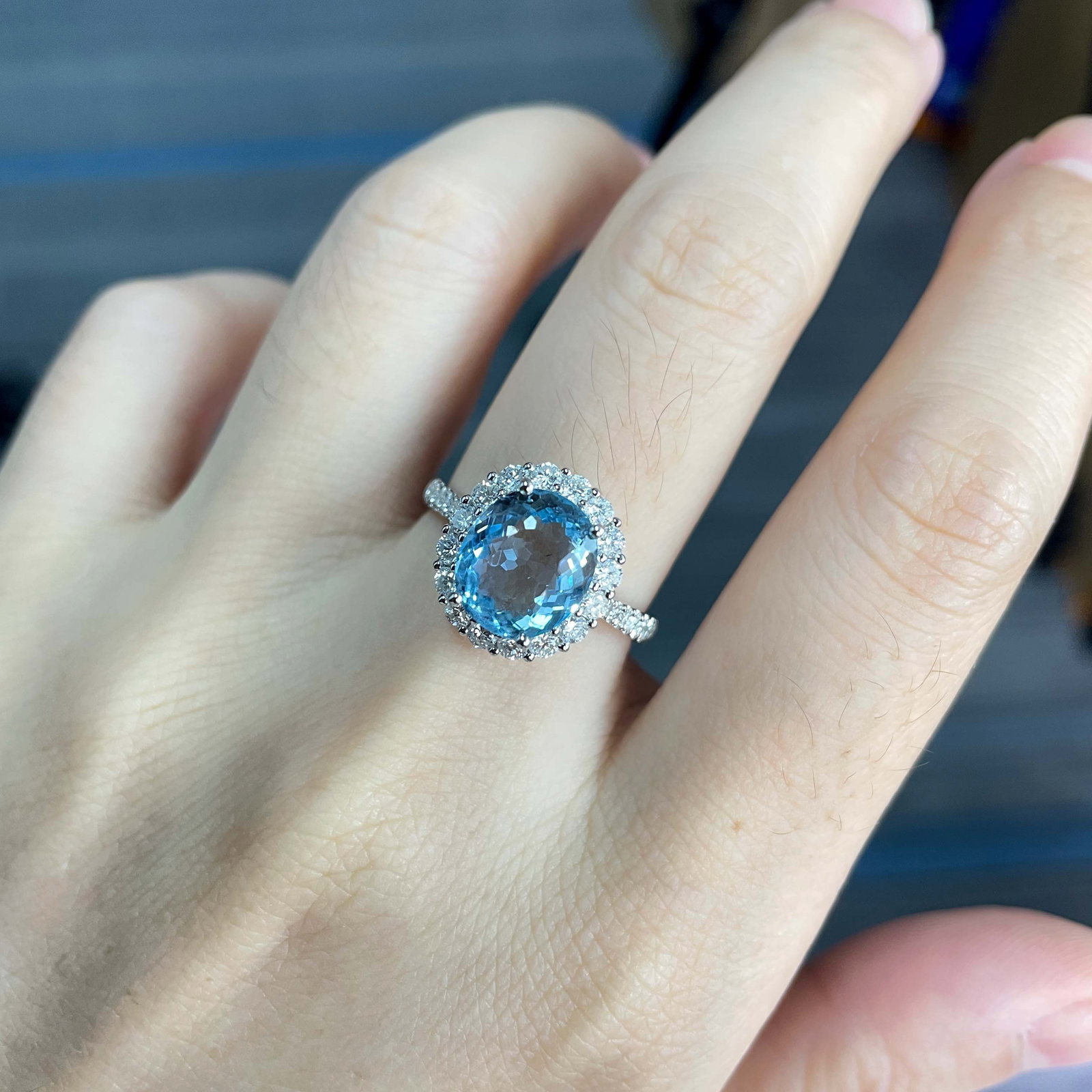 14k Gold 2.80 Ct Natural Aquamarine & Diamond Ring - 6