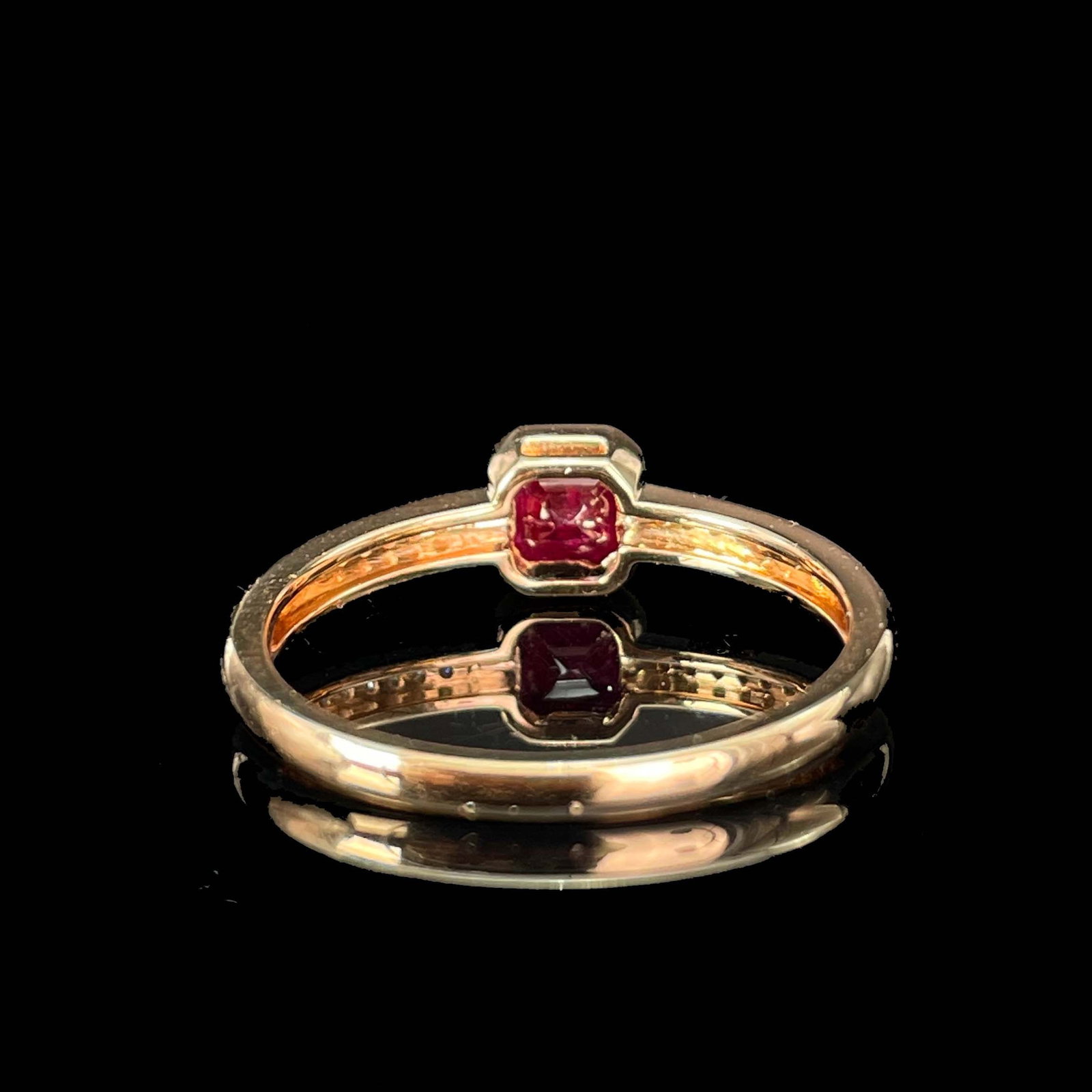 14k Gold 0.57 Ctw Natural Ruby & Diamond Ring - 5