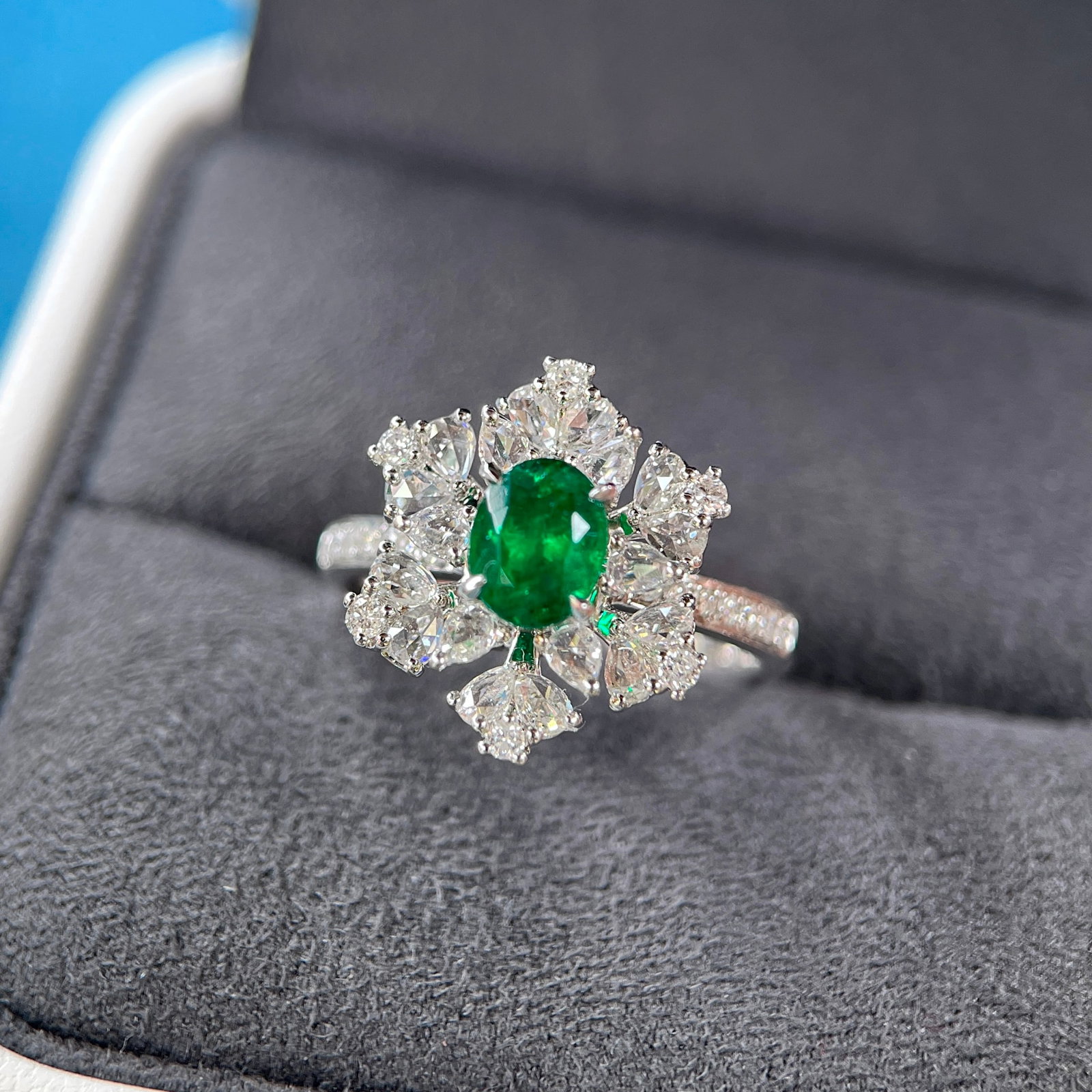 14k Gold 1.15 Ctw Vivid Green Natural Emerald & Diamond Ring/pendant( Without Chain ): Ref:230968364 // gold content:14k gold // ring size:7. 25us // // main gemstone:emerald // shape:oval // carat weight:0. 68ct // color:vivid green // treatment:natural // // adjacent gemstone 2 : diam