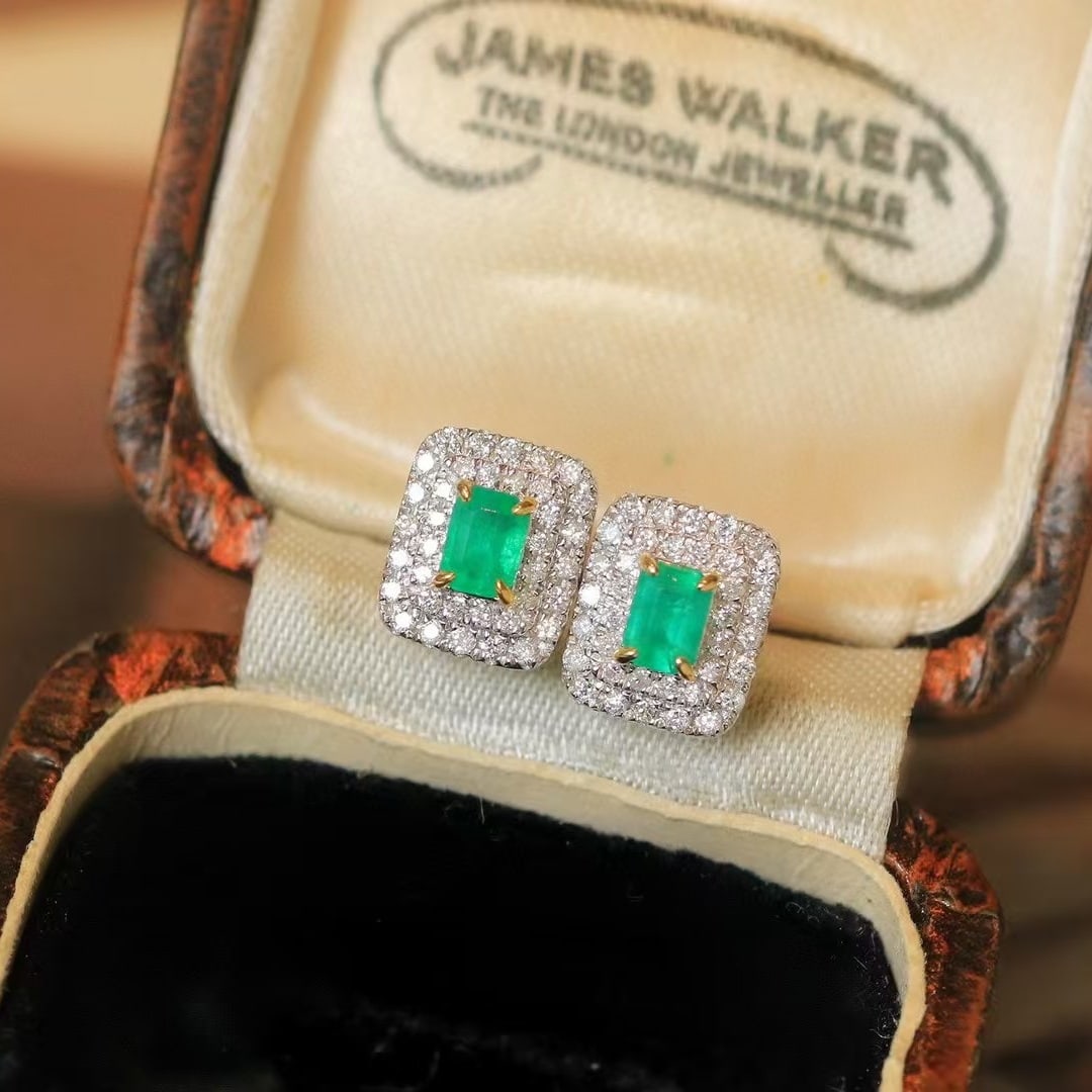 14k Gold 0.68 Ctw Natural Emerald & Diamond Earrings - 3