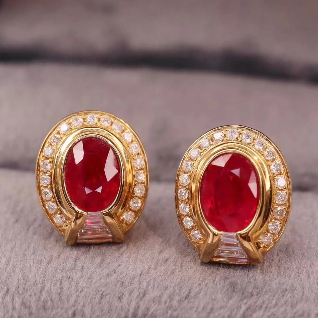 14k Gold 1.58 Ctw Natural Ruby & Diamond Earrings: Ref:230969096 // gold content:14k gold // main gemstone:ruby // shape:oval // carat weight:1. 3ct // color:pigeonblood red // treatment:natural // // adjacent gemstone 2 : diamond // shape:round //