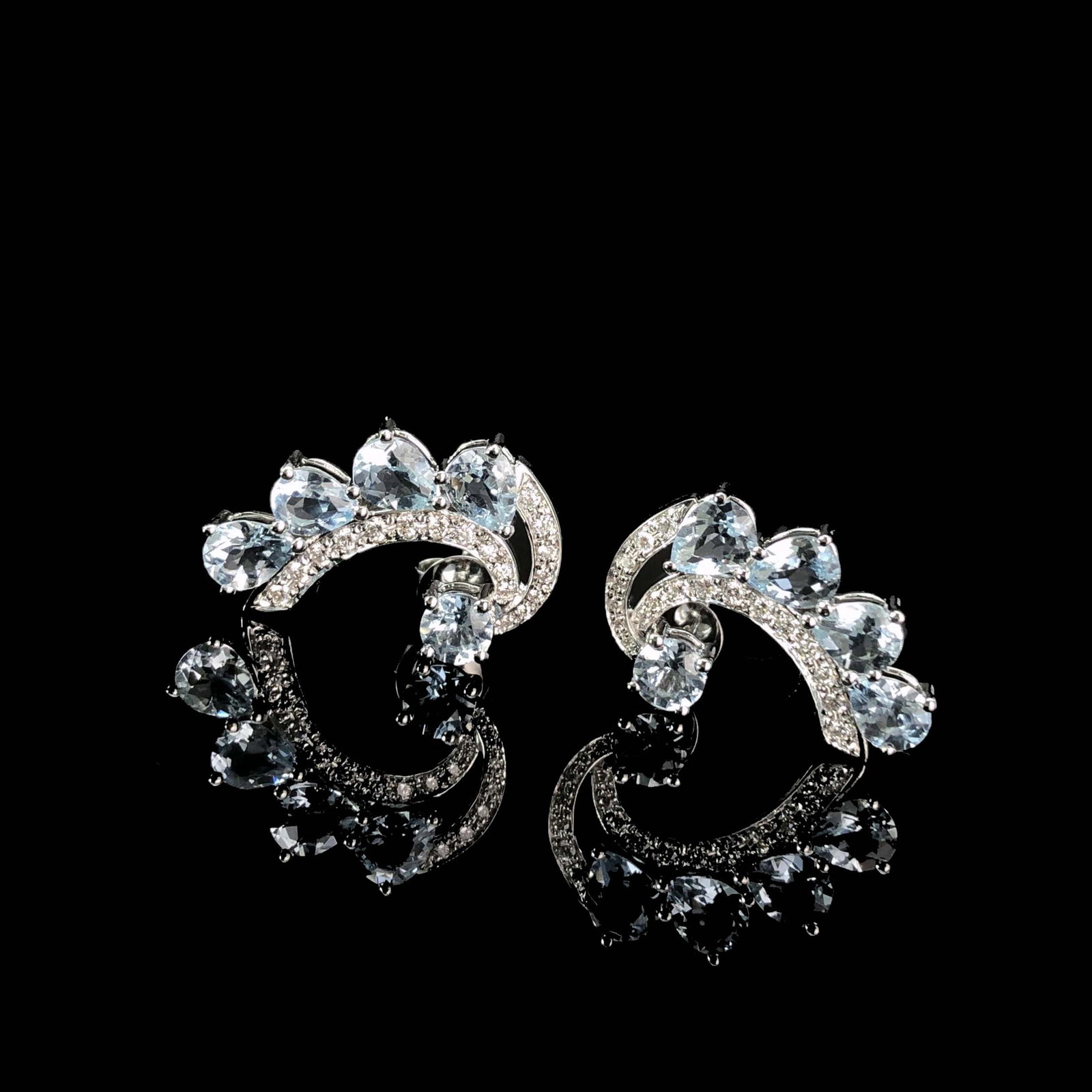 14k Gold 1.46 Ctw Natural Aquamarine & Diamond Earrings - 2