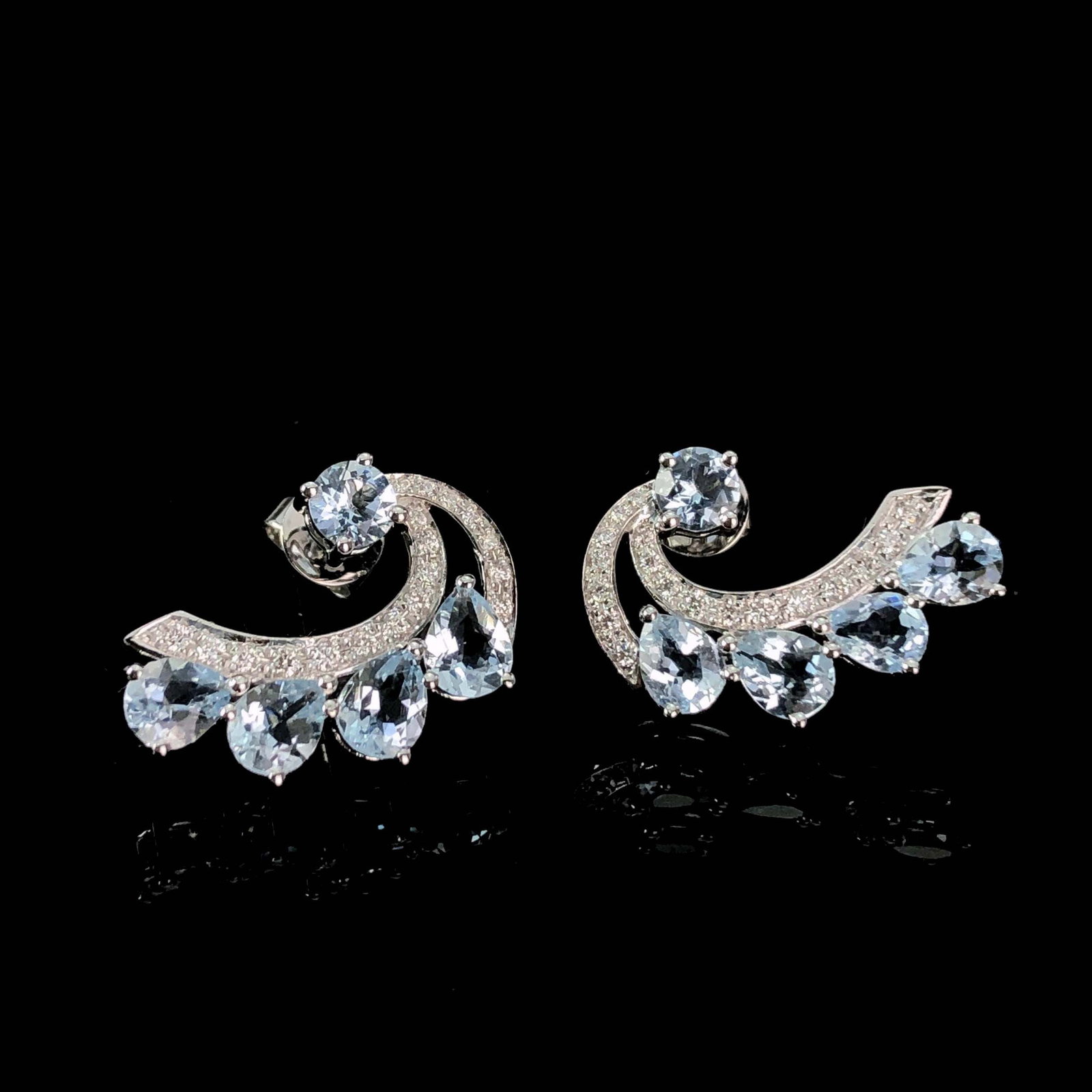 14k Gold 1.46 Ctw Natural Aquamarine & Diamond Earrings - 5