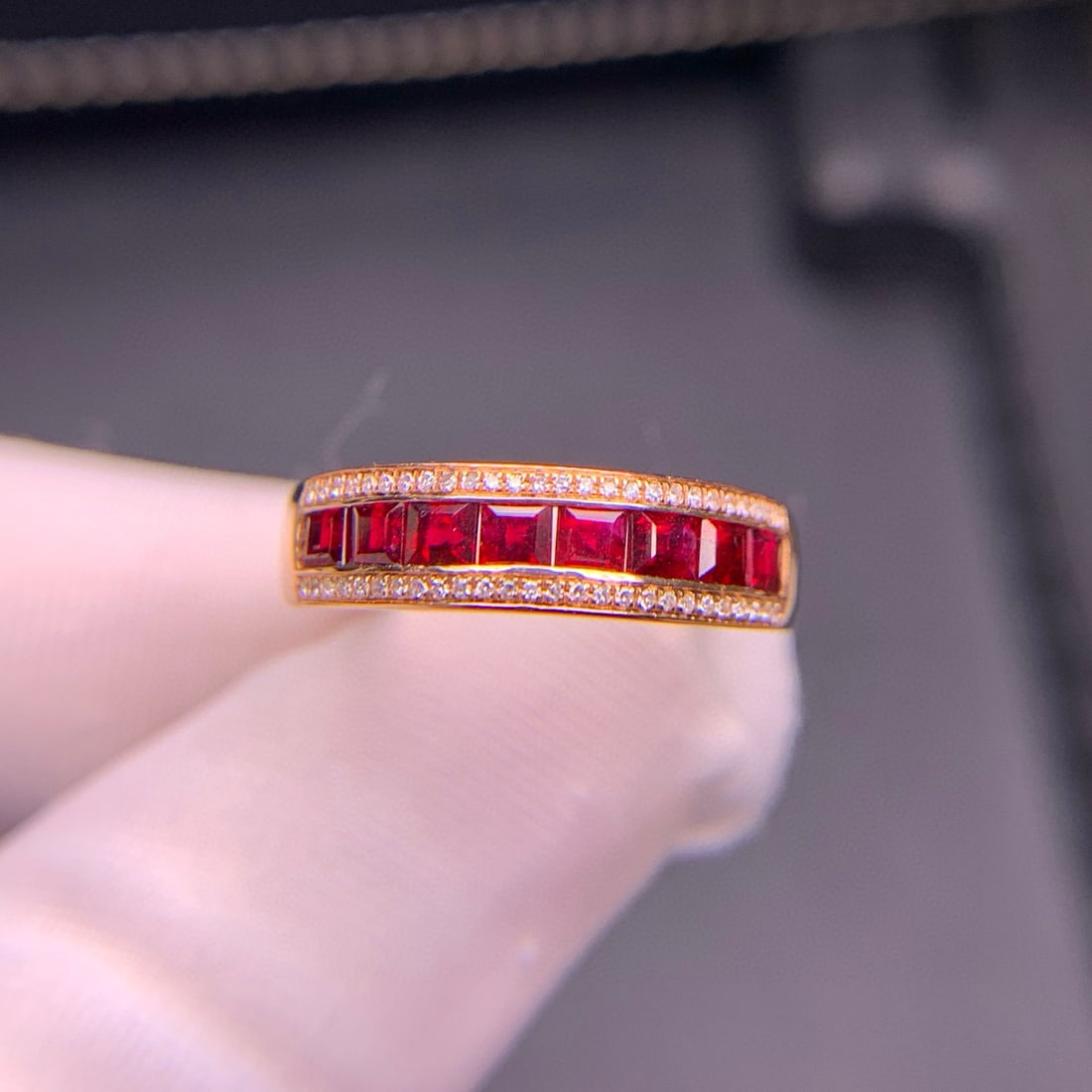 14k Gold 1.51 Ct Natural Ruby & Diamond Ring: Ref:230968395 // gold content:14k gold // ring size:7. 25us // // main gemstone:ruby // shape:square // carat weight:1. 51ct // color:pigeonblood red // treatment:natural // // adjacent gemstone 2 :