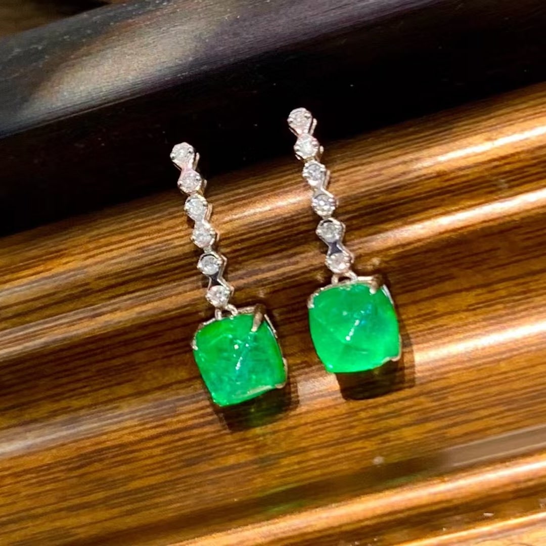14k Gold 2 Ct Natural Emerald & Diamond Earrings - 2