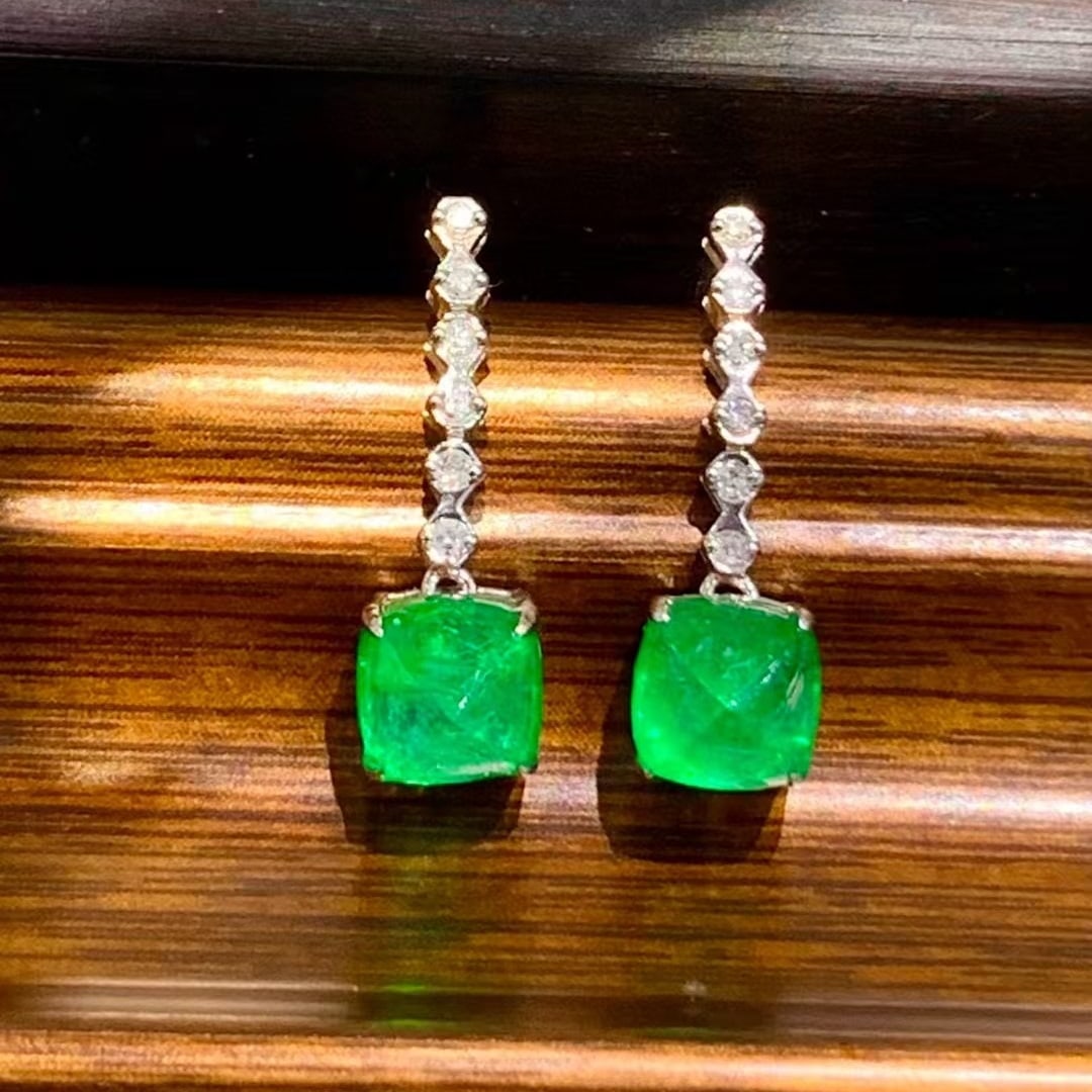 14k Gold 2 Ct Natural Emerald & Diamond Earrings - 3