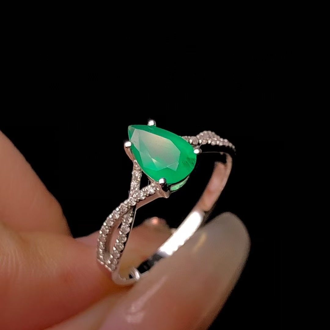 14k Gold 0.81 Ctw Natural Emerald & Diamond Ring - 3