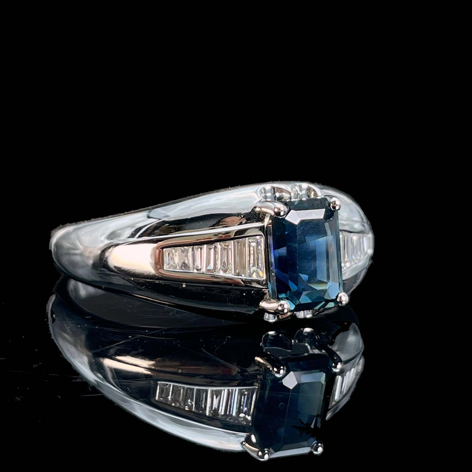 14k Gold 1.41 Ctw Natural Sapphire & Diamond Ring - 4