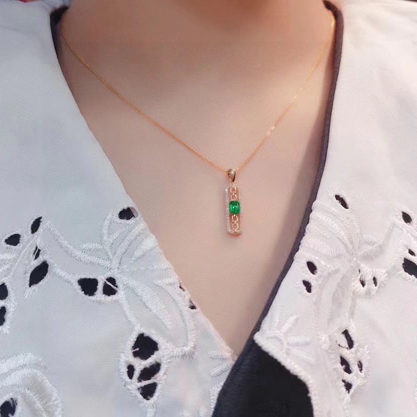 14k Gold 0.58 Ctw Vivid Green Natural Emerald & Diamond Pendant( Without Chain ) - 4