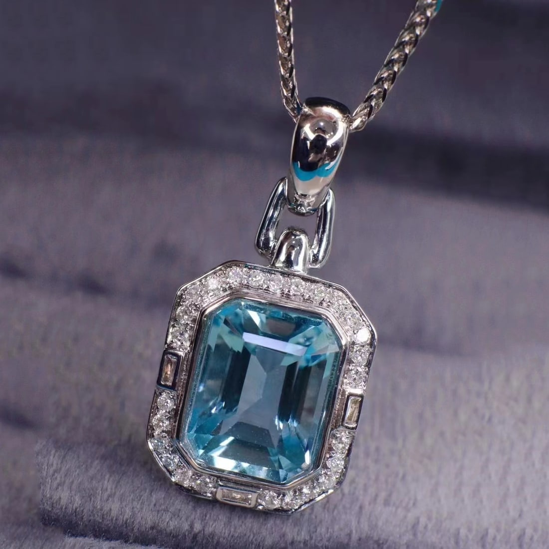 14k Gold 2.93 Ctw Natural Aquamarine & Diamond Pendant( Without Chain ) - 2