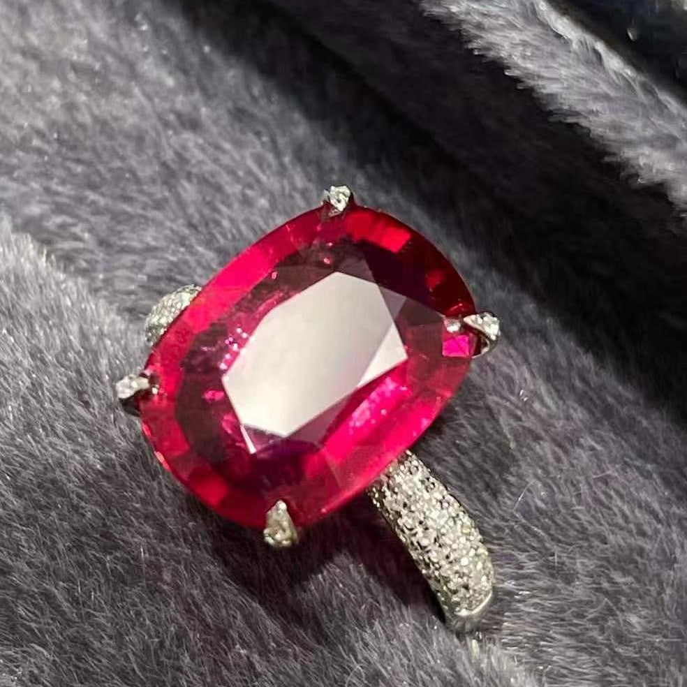 14k Gold 5.06 Ct Natural Tourmaline & Diamond Ring: Ref:230969146 // gold content:14k gold // ring size:7. 25us // // main gemstone:tourmaline // shape:cushion // carat weight:5. 06ct // color:red // treatment:natural // // adjacent gemstone 2 :