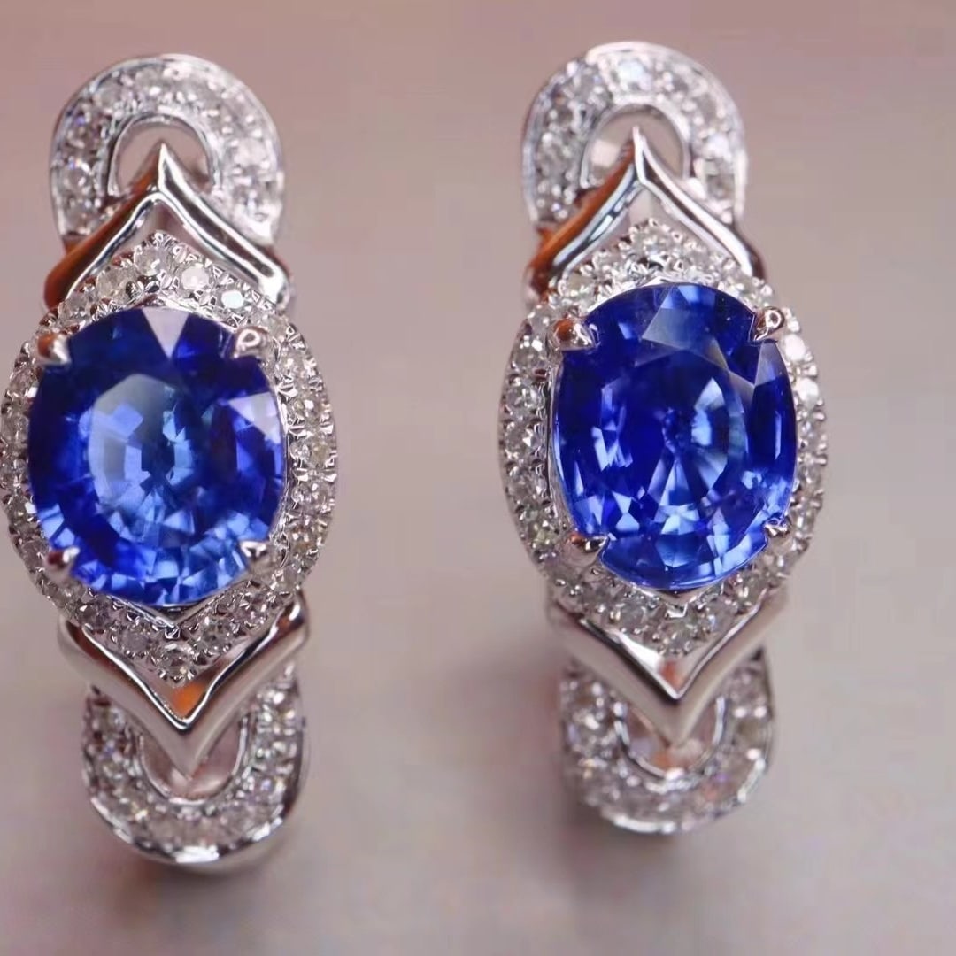 14k Gold 1.96 Ctw Natural Sapphire & Diamond Earrings: Ref:230969115 // gold content:14k gold // main gemstone:sapphire // shape:oval // carat weight:1. 7ct // color:royal blue // treatment:natural // // adjacent gemstone 2 : diamond // shape:round //