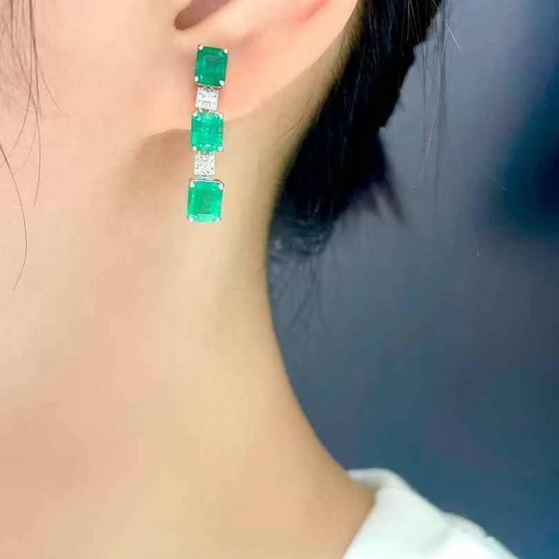 14k Gold 3.65 Ct Natural Emerald & Diamond Earrings - 6