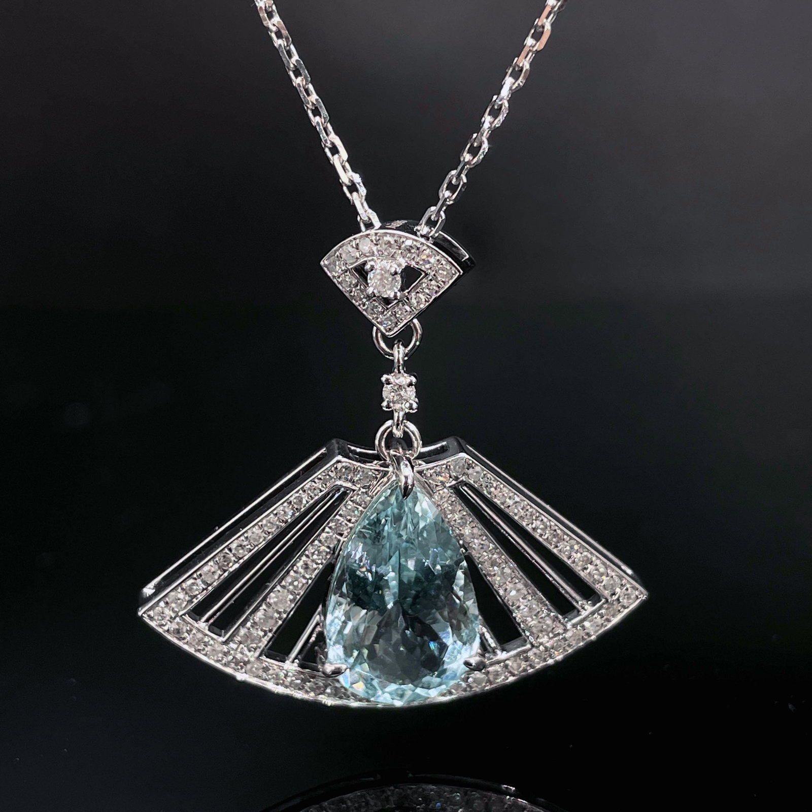14k Gold 2.12 Ct Natural Aquamarine & Diamond Necklace - 6