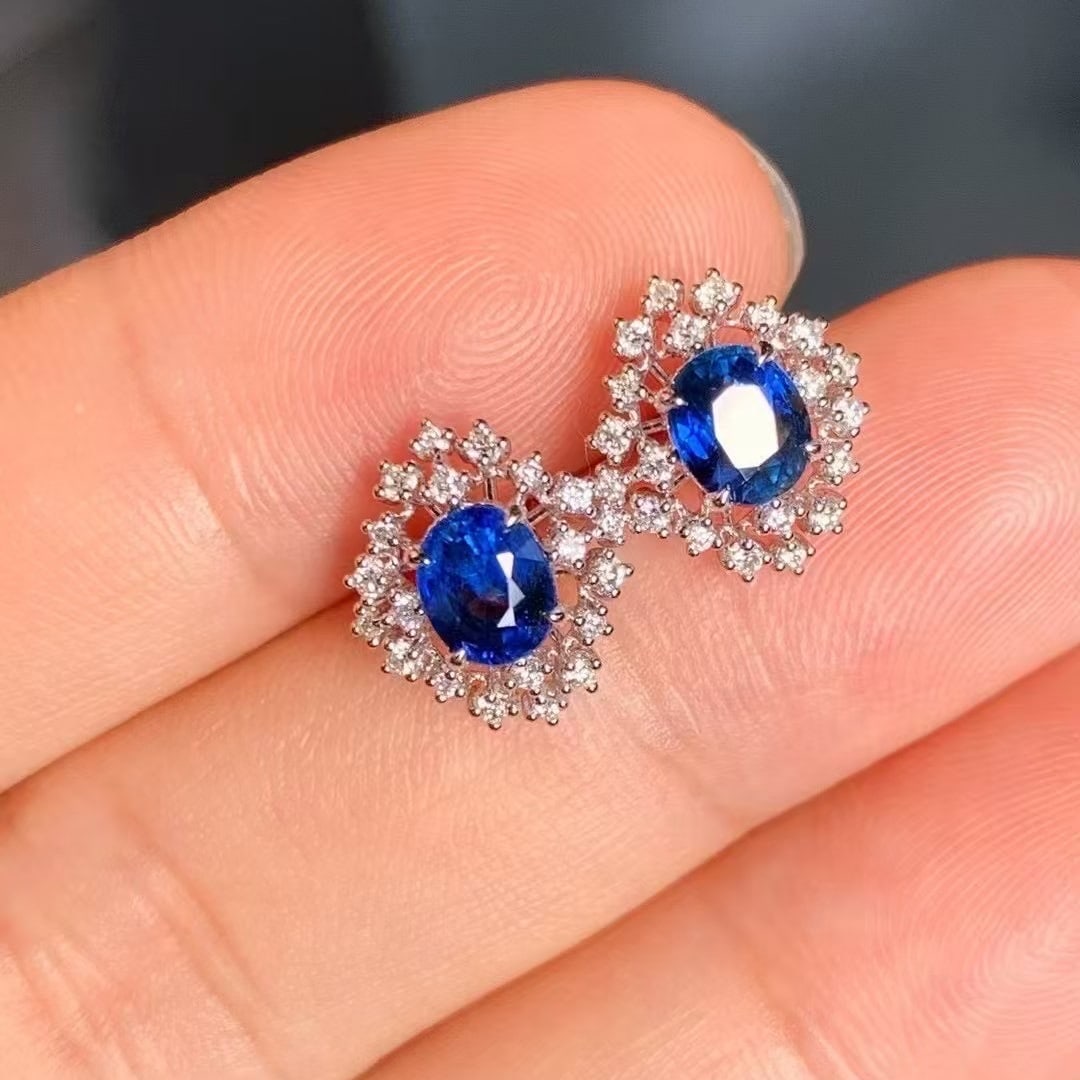 14k Gold 1.68 Ctw Natural Sapphire & Diamond Earrings: Ref:230969202 // gold content:14k gold // main gemstone:sapphire // shape:oval // carat weight:1. 45ct // color:royal blue // treatment:natural // // adjacent gemstone 2 : diamond // shape:round //