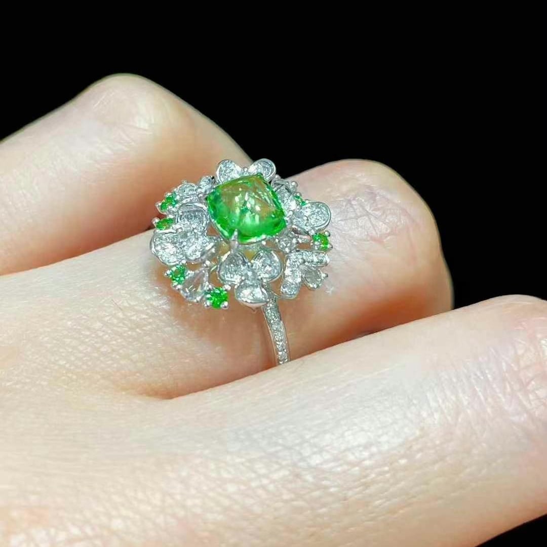 14k Gold 1 Ct Natural Tsavorite & Diamond Ring - 6