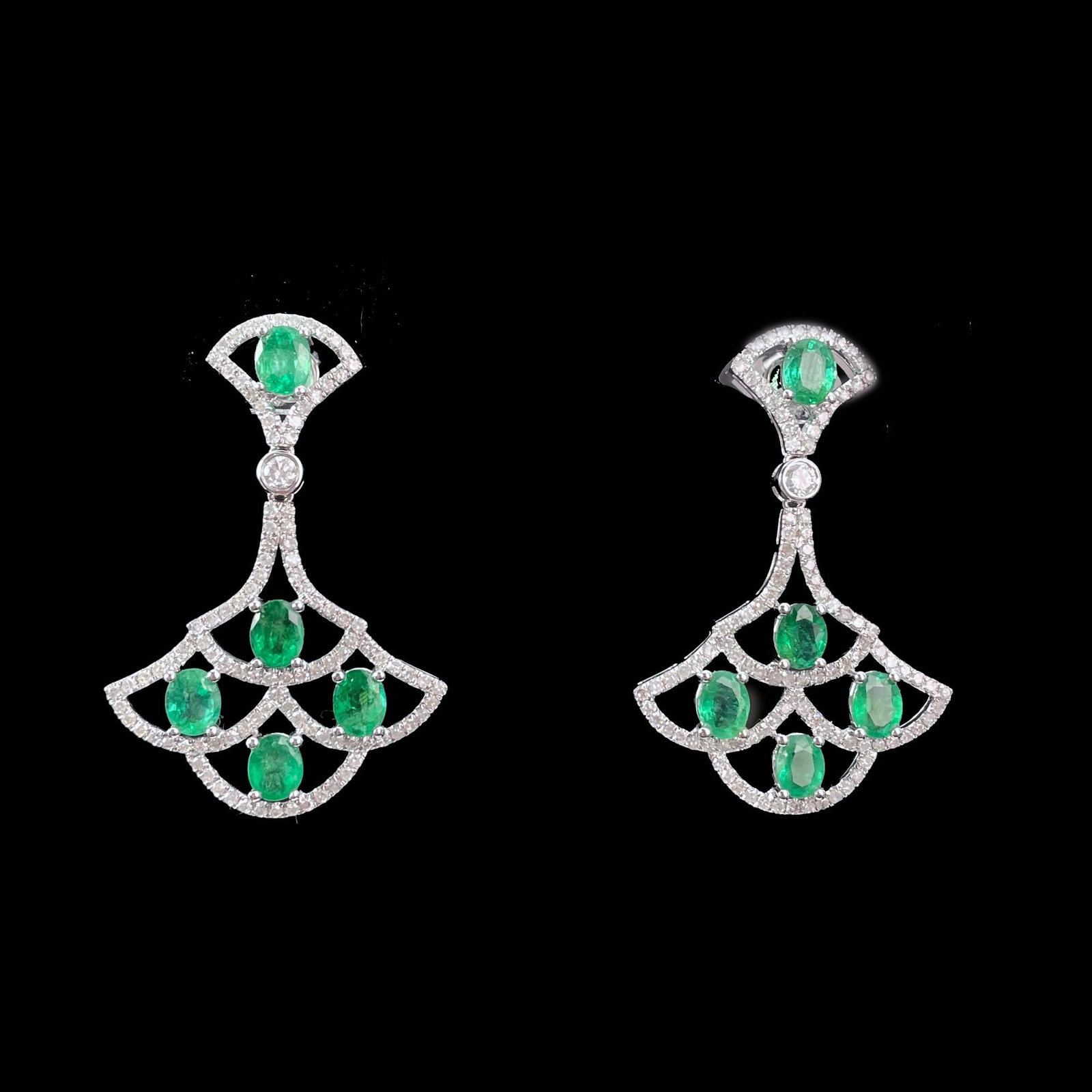 14k Gold 4.31 Ctw Natural Emerald & Diamond Earrings - 5