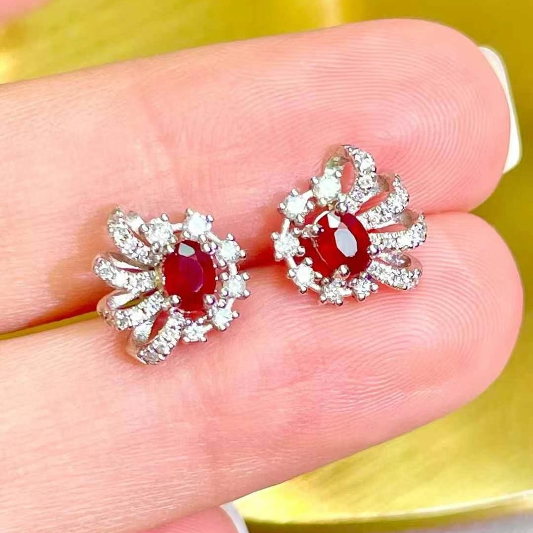14k Gold 0.8 Ctw Natural Ruby & Diamond Earrings - 3